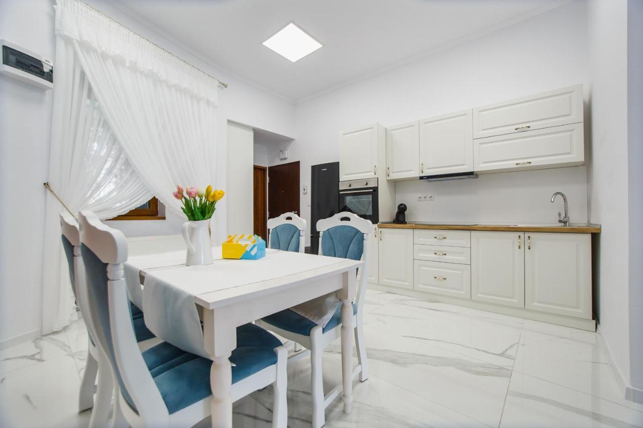 Cosy Bohemian Home Near Piata Unirii Oradea Exterior photo