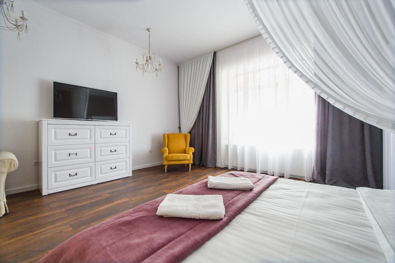 Cosy Bohemian Home Near Piata Unirii Oradea Exterior photo